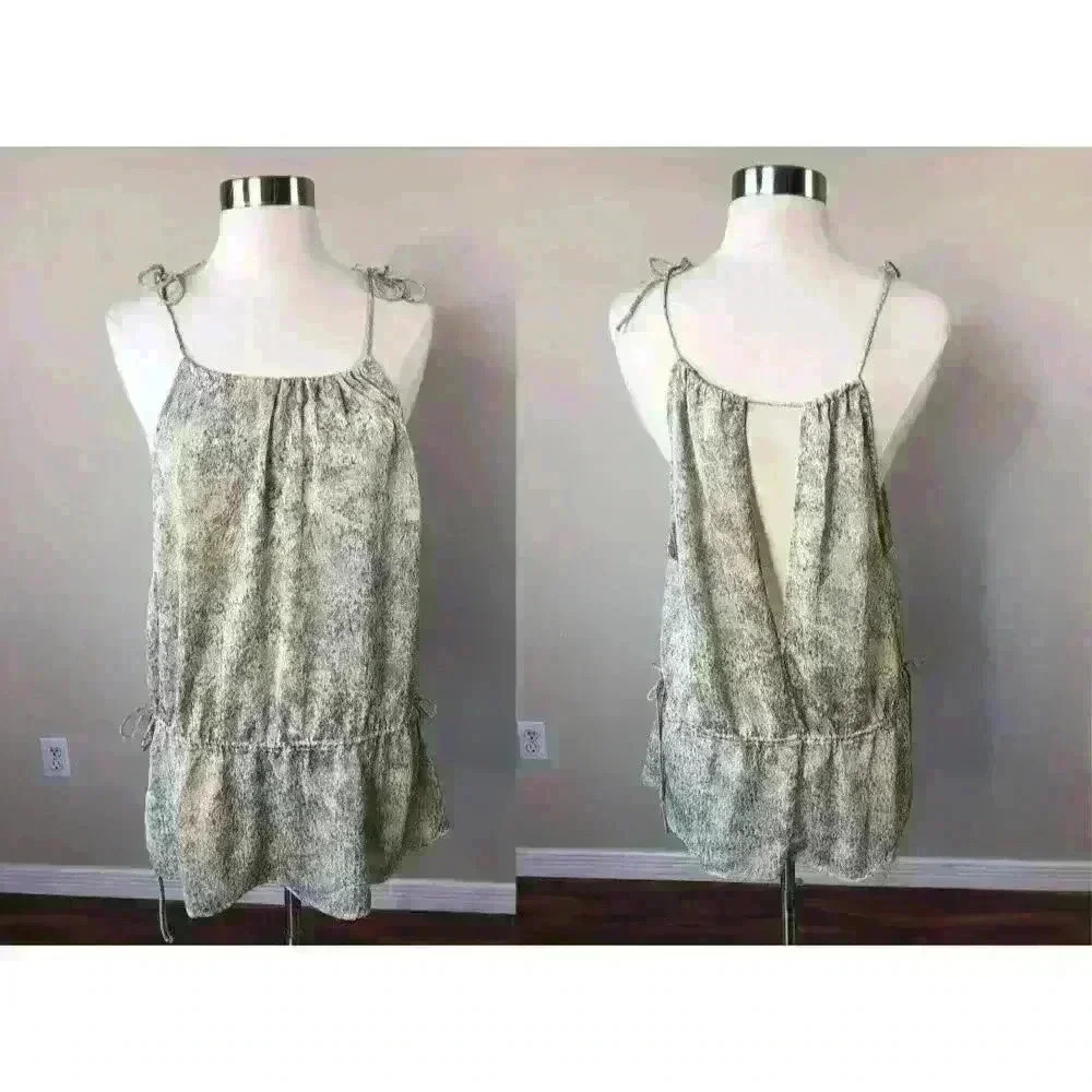 Flower tie down H&M blouse. Love and Lemons vibes. Satin texture. Sz Medium.